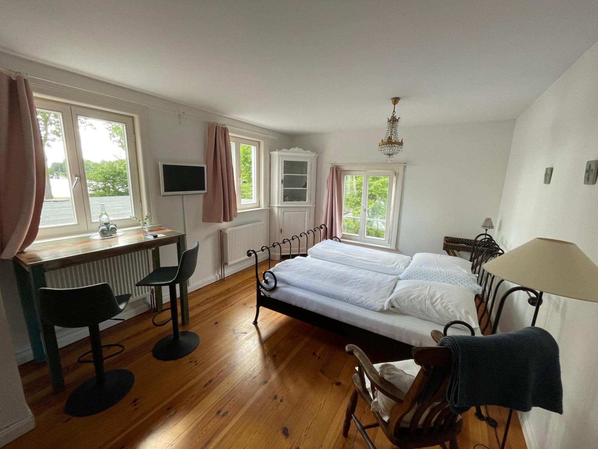 Bed and Breakfast Burger Faehrhaus Burg  Exterior foto